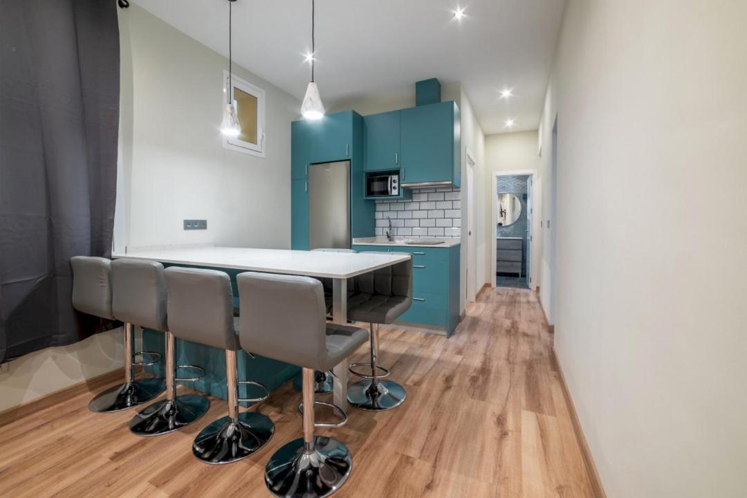 2 Bedrooms 1.5 Bathrooms Furnished - Justicia - Refurbished - Mintystay Madrid Kültér fotó